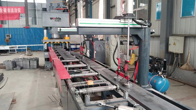 500噸礦用錨桿托盤生產(chǎn)線 500噸礦用錨桿托盤生產(chǎn)線