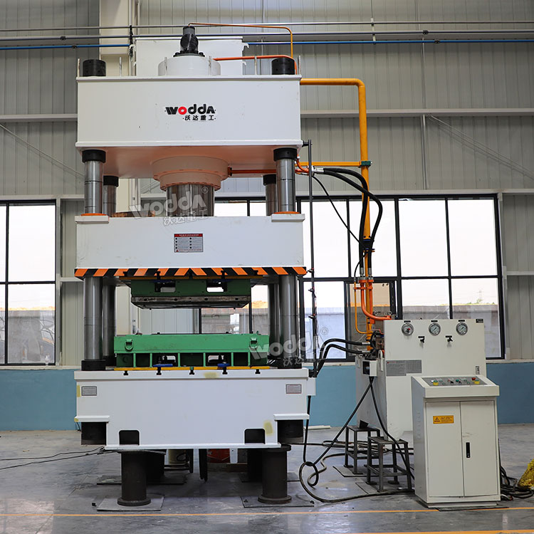 630噸不銹鋼水箱板液壓機(jī)