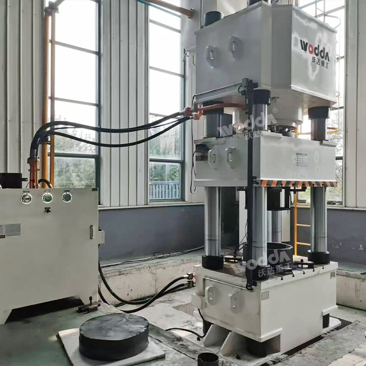 1000噸石墨粉末成型液壓機(jī)